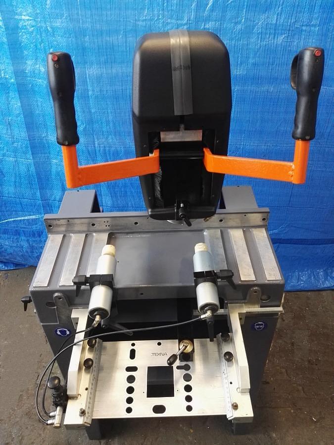 Used MILLING AND COPYING MACHINE TEKNA TK 579