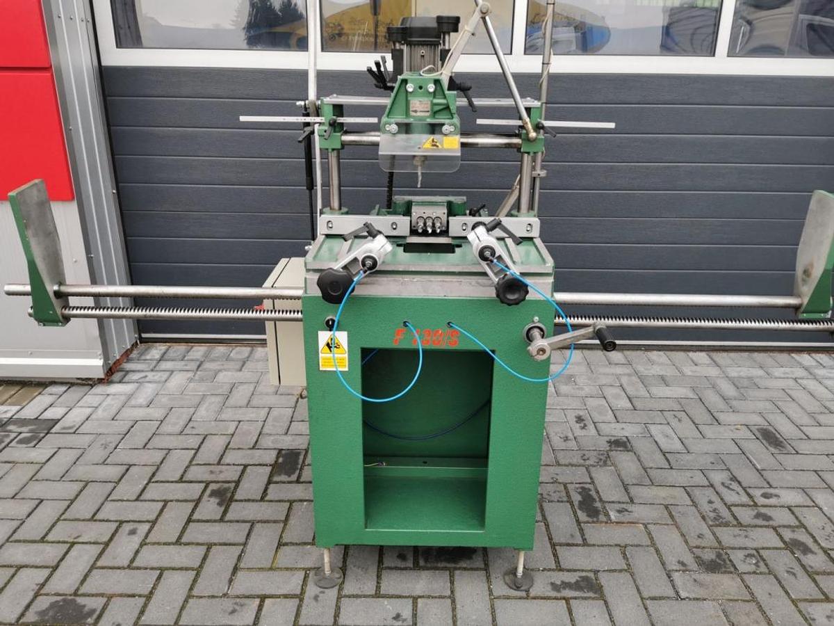 Used MILLING AND COPYING MACHINE (HANDLE) STB F 130/S