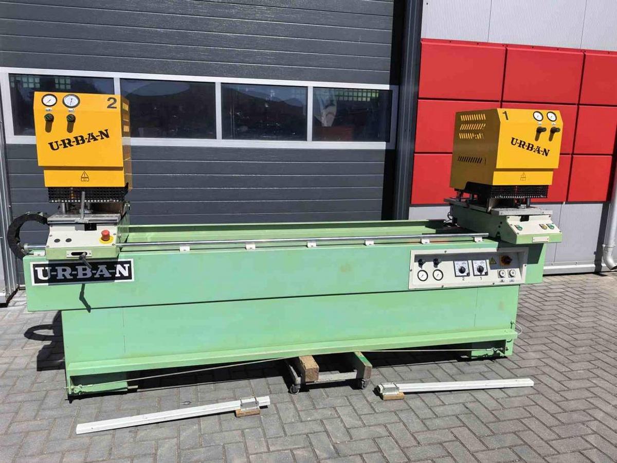 Used DOUBLE HEAD WELDING MACHINE URBAN AKS 3900 YEAR 2005