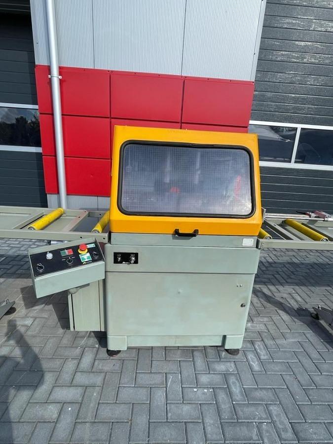 Used SINGLE HEAD SAW EMMEGI SCA 550 YEAR 2003