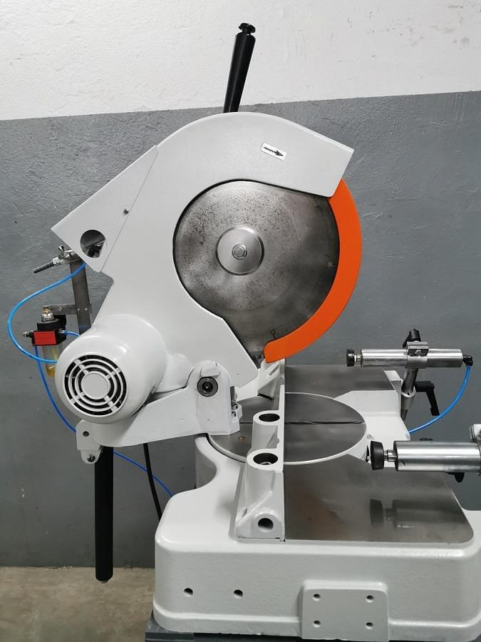 Used ELUMATEC SINGLE HEAD SAW MGS 72 / 30