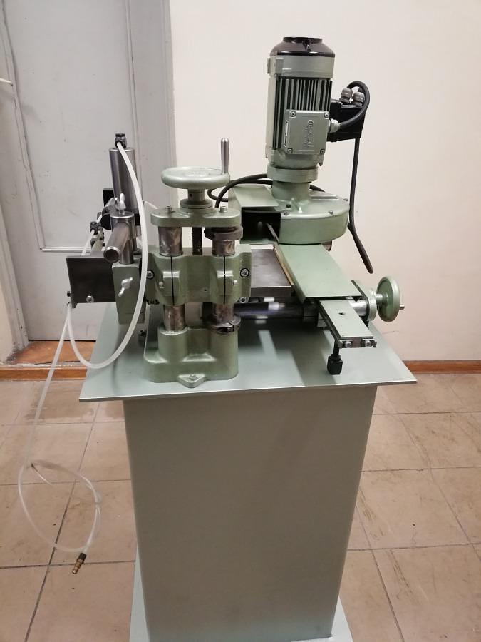 Używane FREZARKA DO SŁUPKA GRAULE AKF 4/250