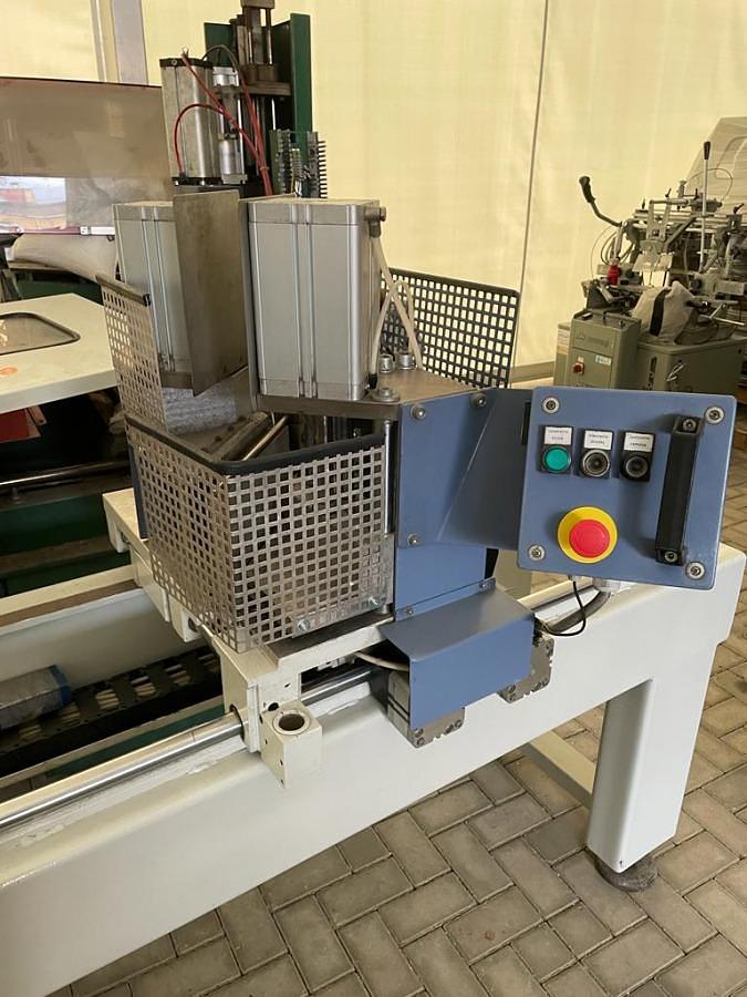 Used DOUBLE HEAD WELDING MACHINE HOLLINGER MSA - EE- 7 -SB -260 YEAR 2004