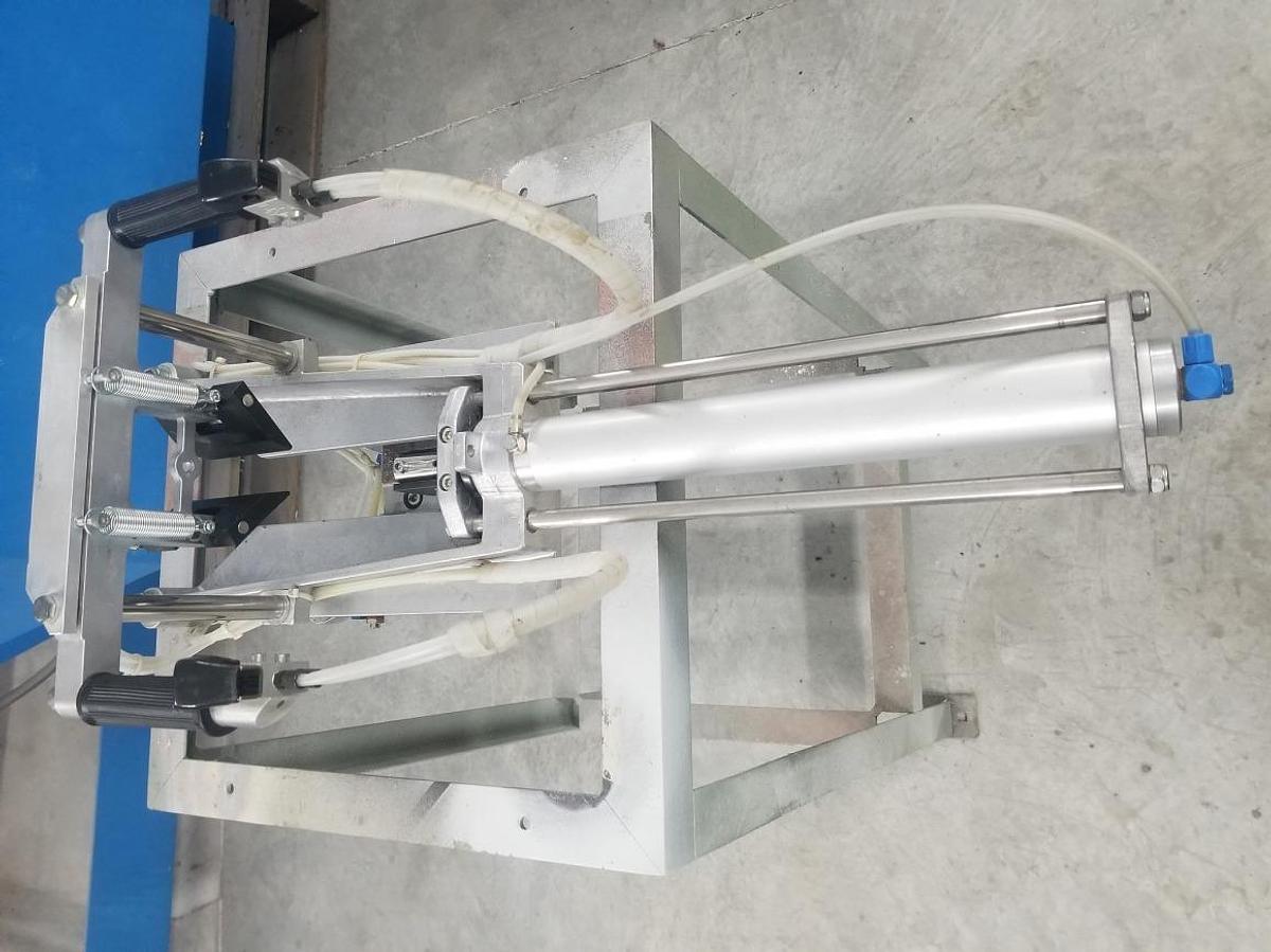 Used CLEANING / CHISELLING MACHINE RYKO YEAR 2013