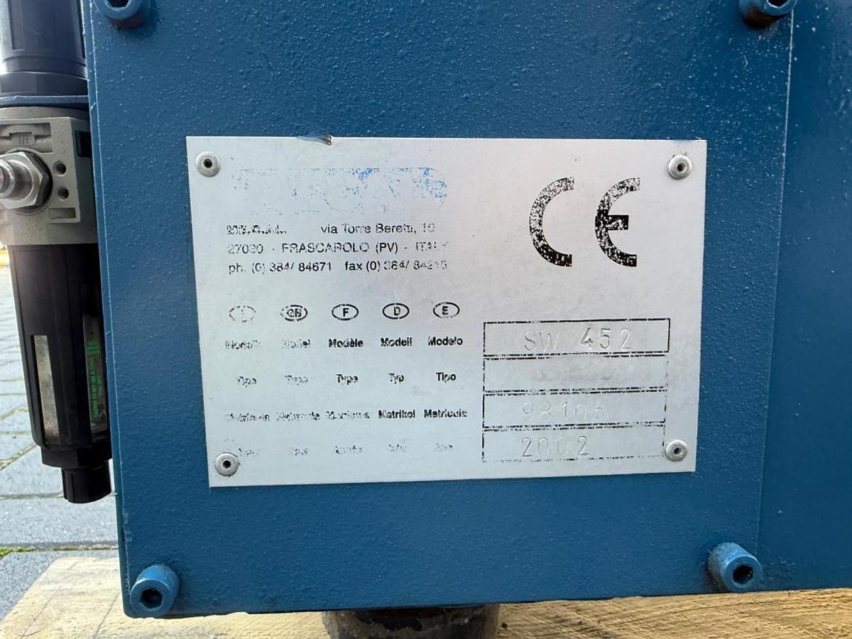 Używane PIŁA DWUGŁOWICOWA DO ALUMINIUM MECAL SW 452  ROK 2002