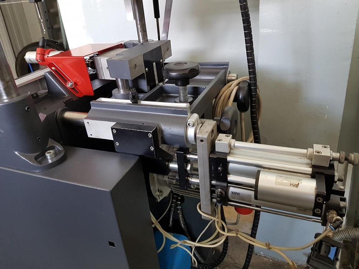 Used HANDLE (MILLING AND COPYING MACHINE) STB F 130/S YEAR 2002