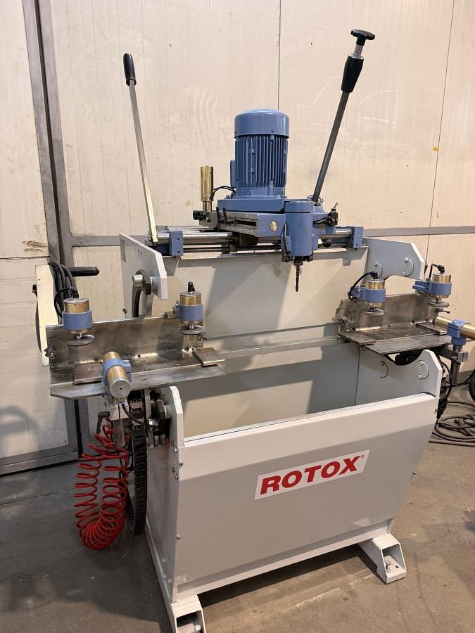 Used ROTOX MILLING AND COPYING MACHINE KF 348