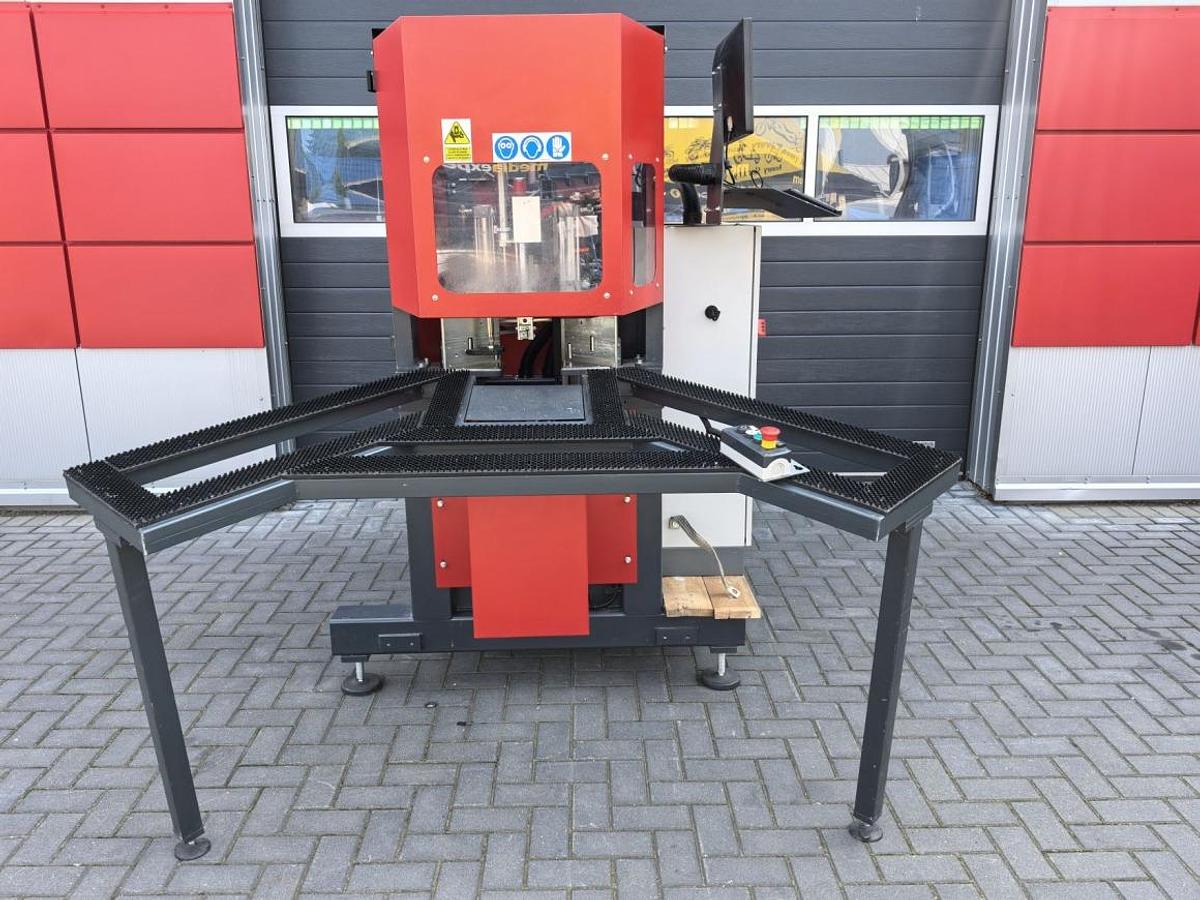 Używane OCZYSZCZARKA CNC GRAF SYNERGY WP CNC TURBO ROK 2015