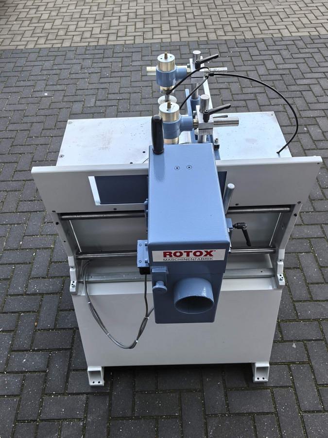 Used POLE MILLING MACHINE ROTOX SAF 366 YEAR 2001