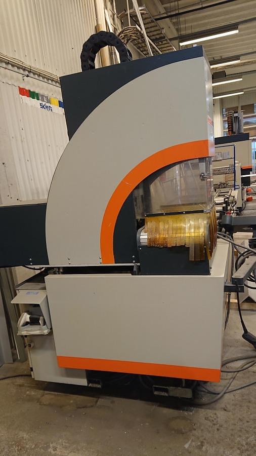 Używane CENTRUM OBRÓBCZE ELUMATEC SBZ 122 /10 ROK 2004