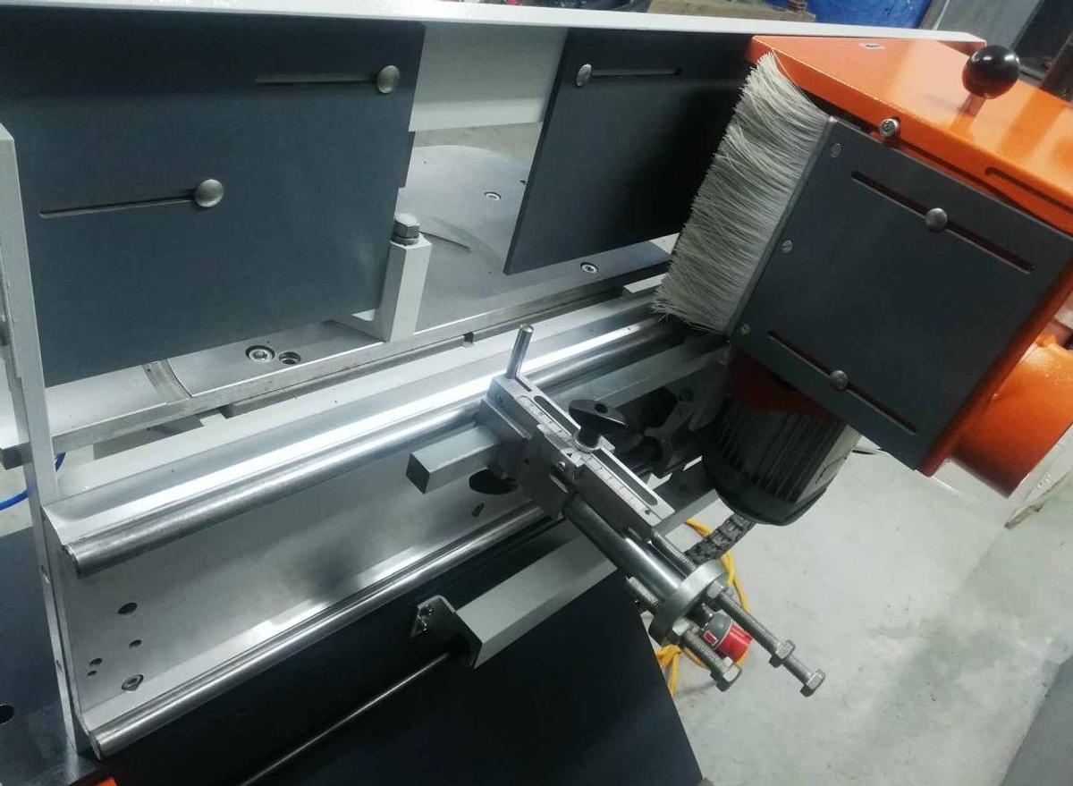 Used ELUMATEC POST MILLING MACHINE AF 222