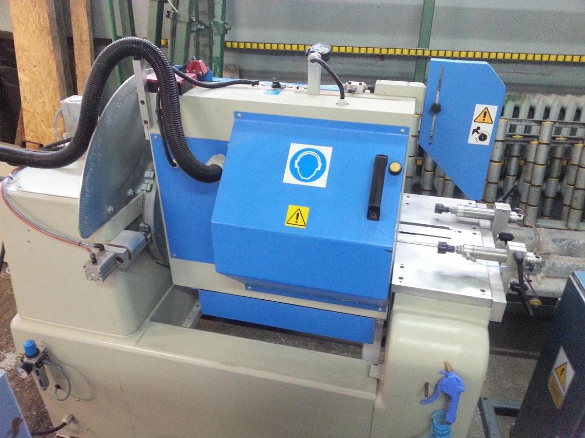Used SINGLE HEAD SAW PREZ - MET MD 500 WITH FEEDERS YEAR 2013