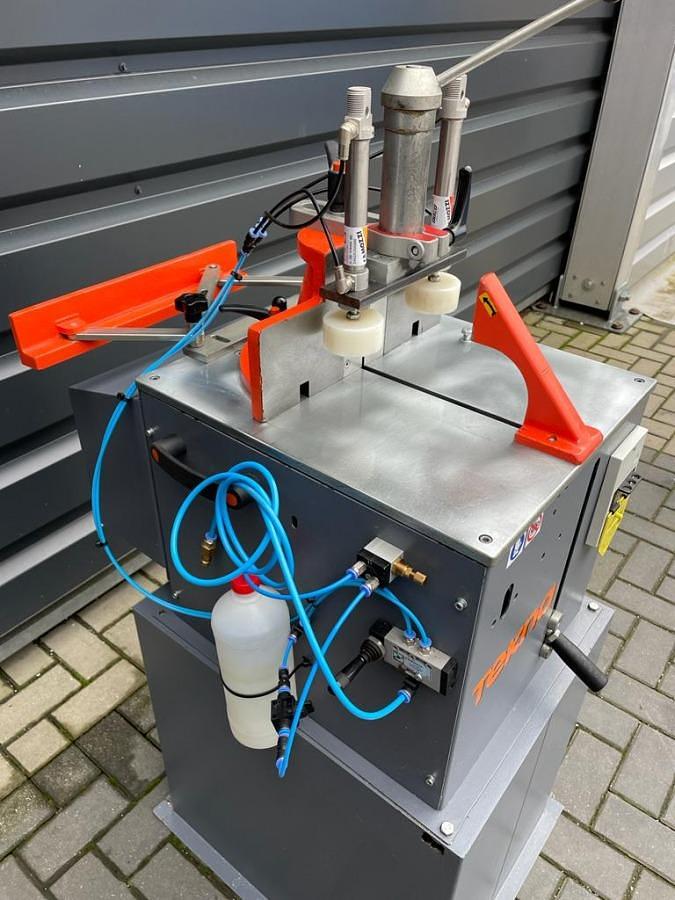 Used TEKNA TK 100 SINGLE HEAD ALUMINIUM SLAT SAW YEAR 2008