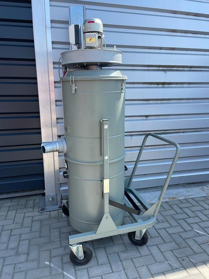 Used CHIP EXTRACTOR EMMEGI ASPIRATORE M 64, YEAR 2010
