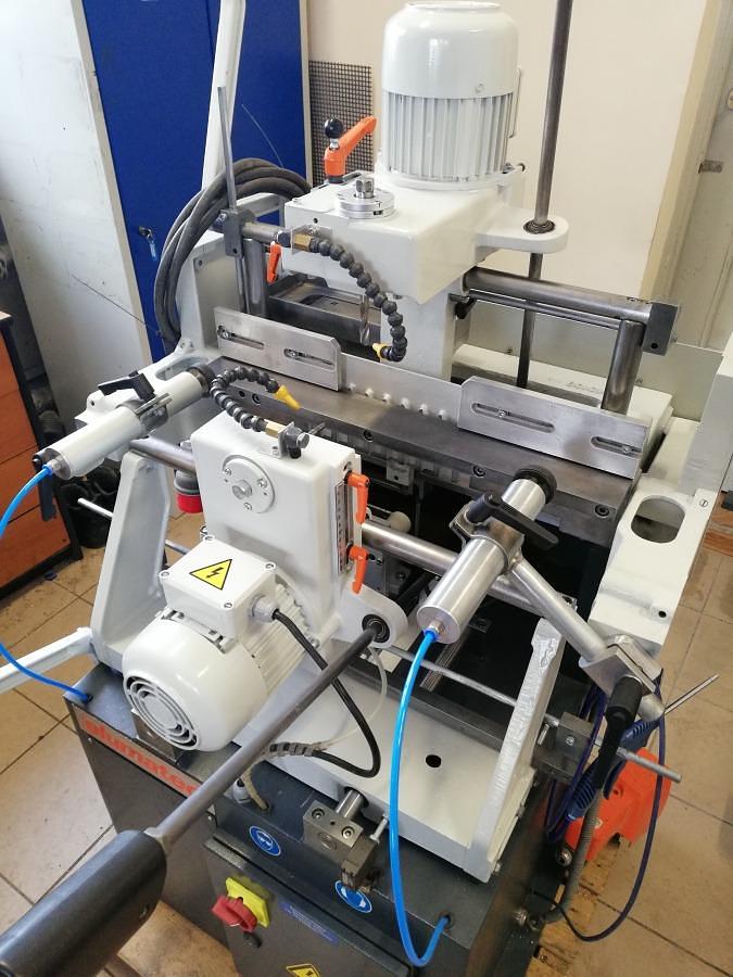 Used MILLING MACHINE ELUMATEC KF 78 YEAR 1998