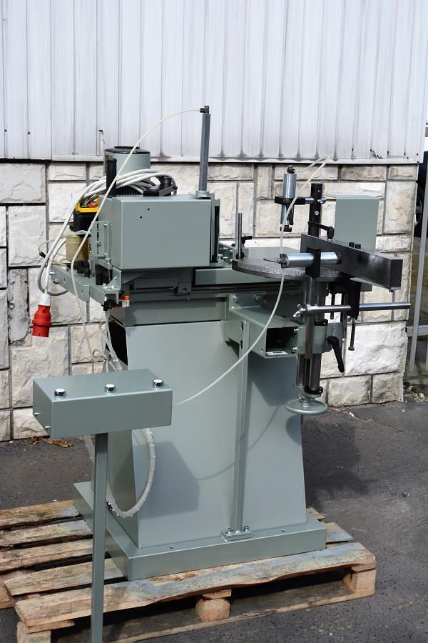Używane FREZARKA DO SŁUPKA AUTOMATYCZNA GRAULE AKF 6/250