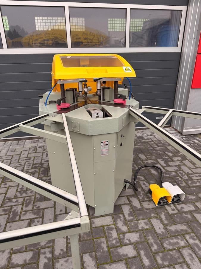 Used CORNER CRIMPING MACHINE PRESSTA ALUMA ITACA YEAR 2014