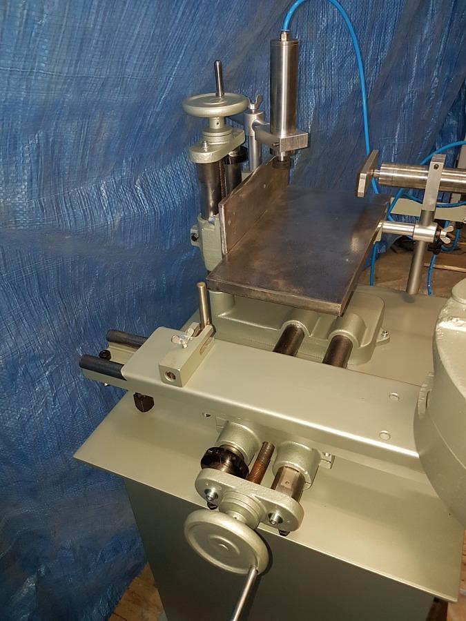 Used POLE MILLING MACHINE GRAULE AKF 4 / 250