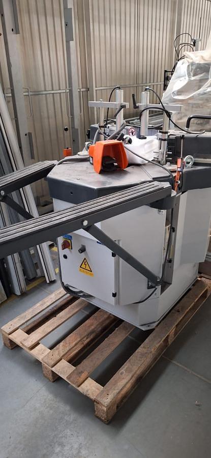 Used CRIMPING MACHINE ELUMATEC EP 124/00 YEAR 2024