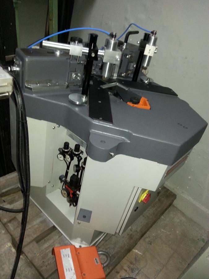 Used CRIMPING MACHINE ELUMATEC EP 124 YEAR 1998