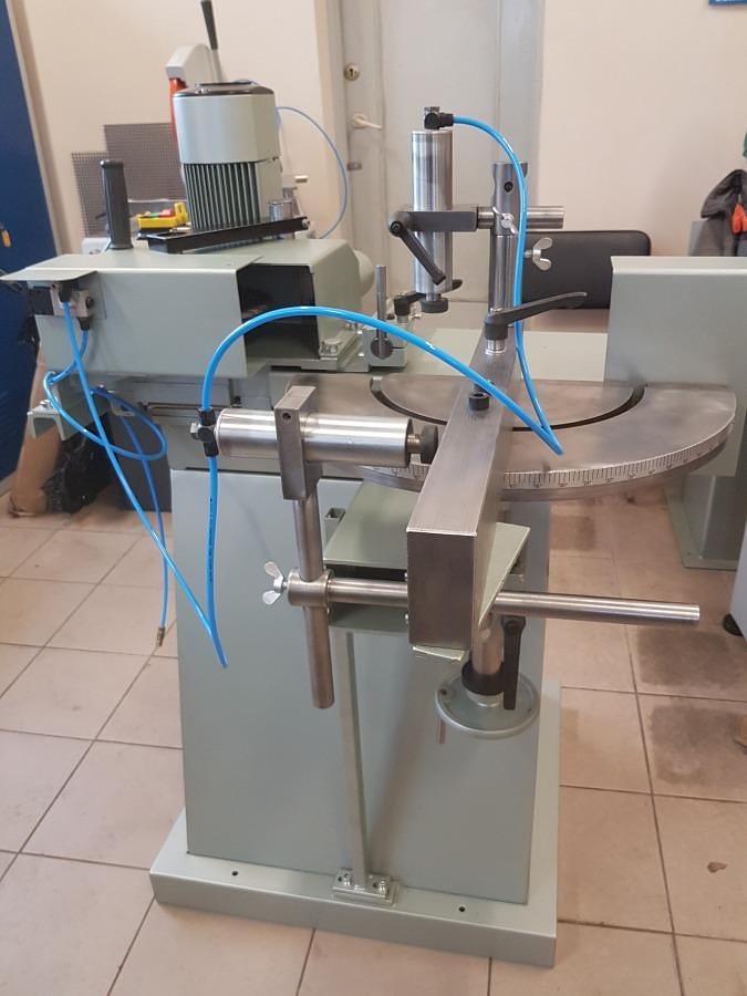Used POLE MILLING MACHINE GRAULE AKF 6/250