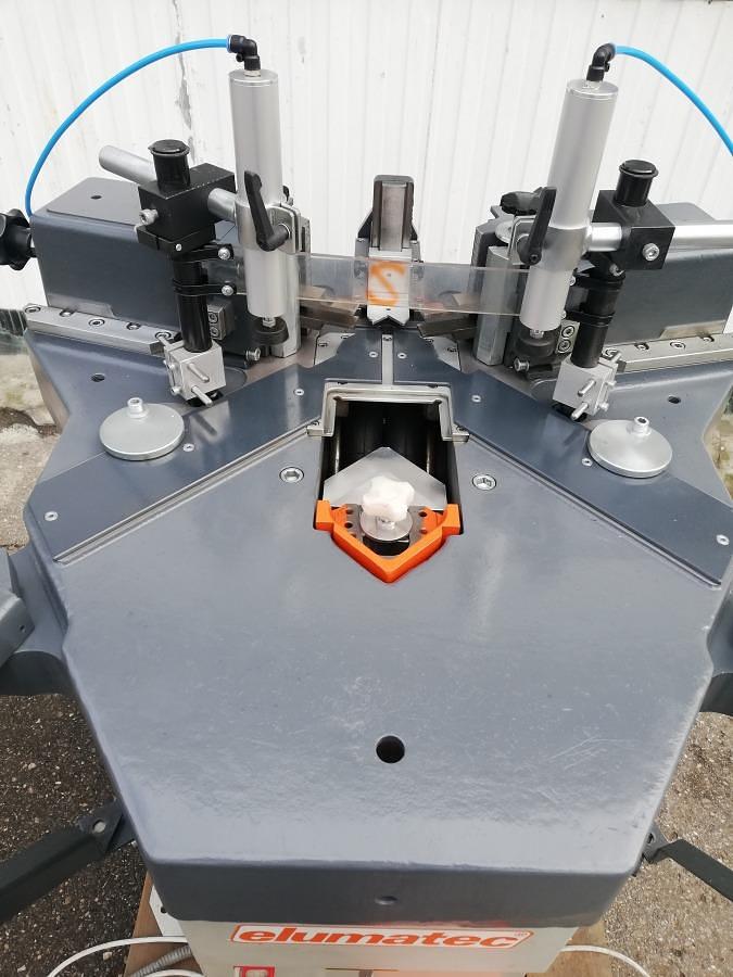Used CORNER CRIMPING MACHINE ELUMATEC EP 124 YEAR 2006