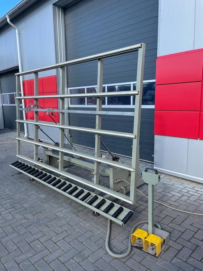 Used TILT TABLE EMMEGI SISTEMI FIX 300 YEAR 2003