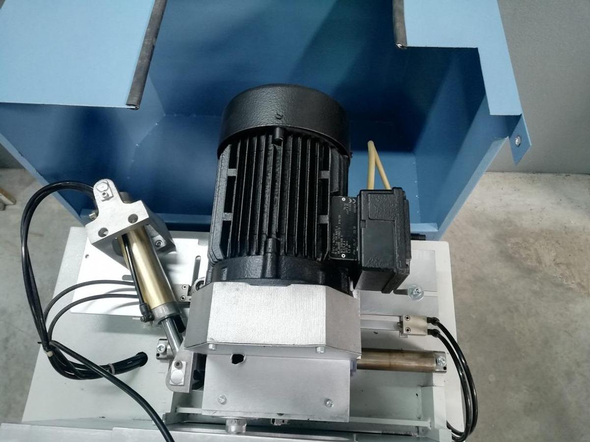 Używane KLAMKOWNICA AUTOMAT ROTOX FBO 224 ROK 2005