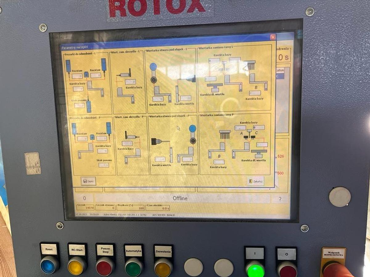 Używane CENTRUM OBRÓBCZE ROTOX ZOR 941 ROK 2008