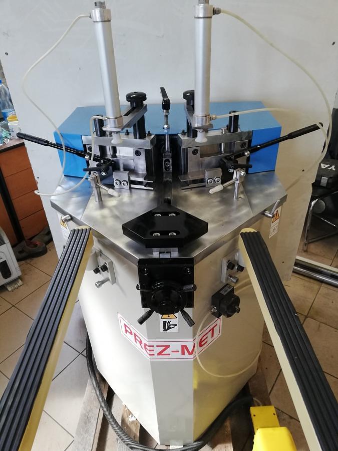 Used CORNER CRIMPING MACHINE PREZ-MET 99/08 YEAR 2001