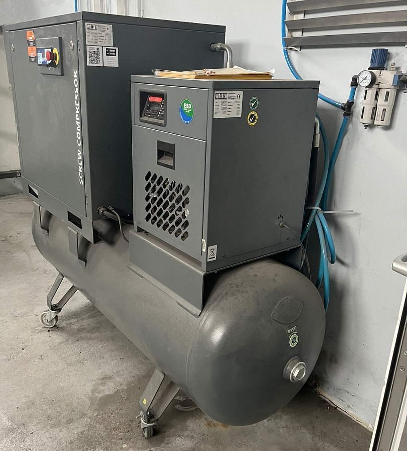 Used SCREW COMPRESSOR WALTER SKTG 7.5 P YEAR 2020