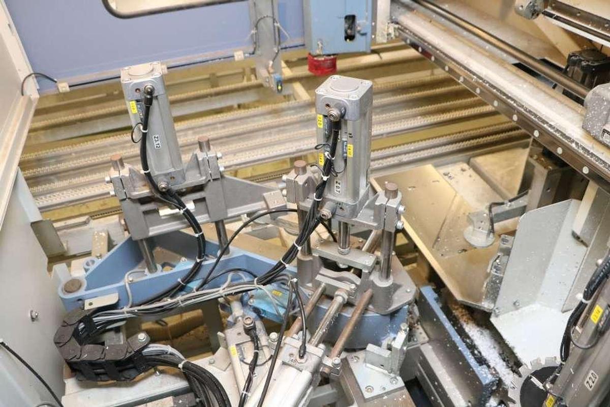 Used ROTOX EPA 479 CNC BLAST MACHINE