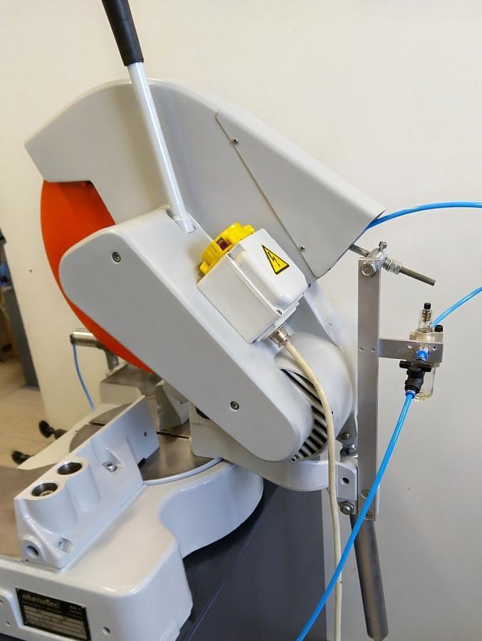 Used ELUMATEC SINGLE HEAD SAW MGS 72/30