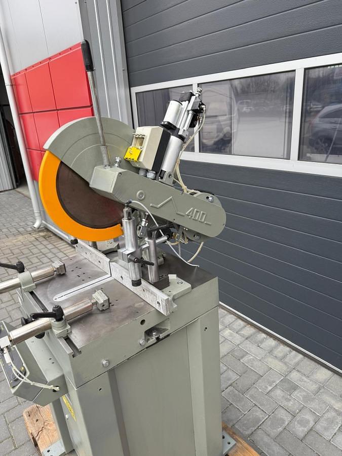 Used SINGLE HEAD SAW EMMEGI MSP 400 S YEAR 2011