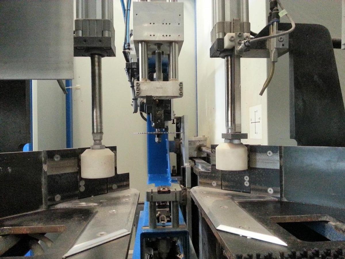 Used CNC CLEANING MACHINE STURTZ 2 AS JC YEAR 2008