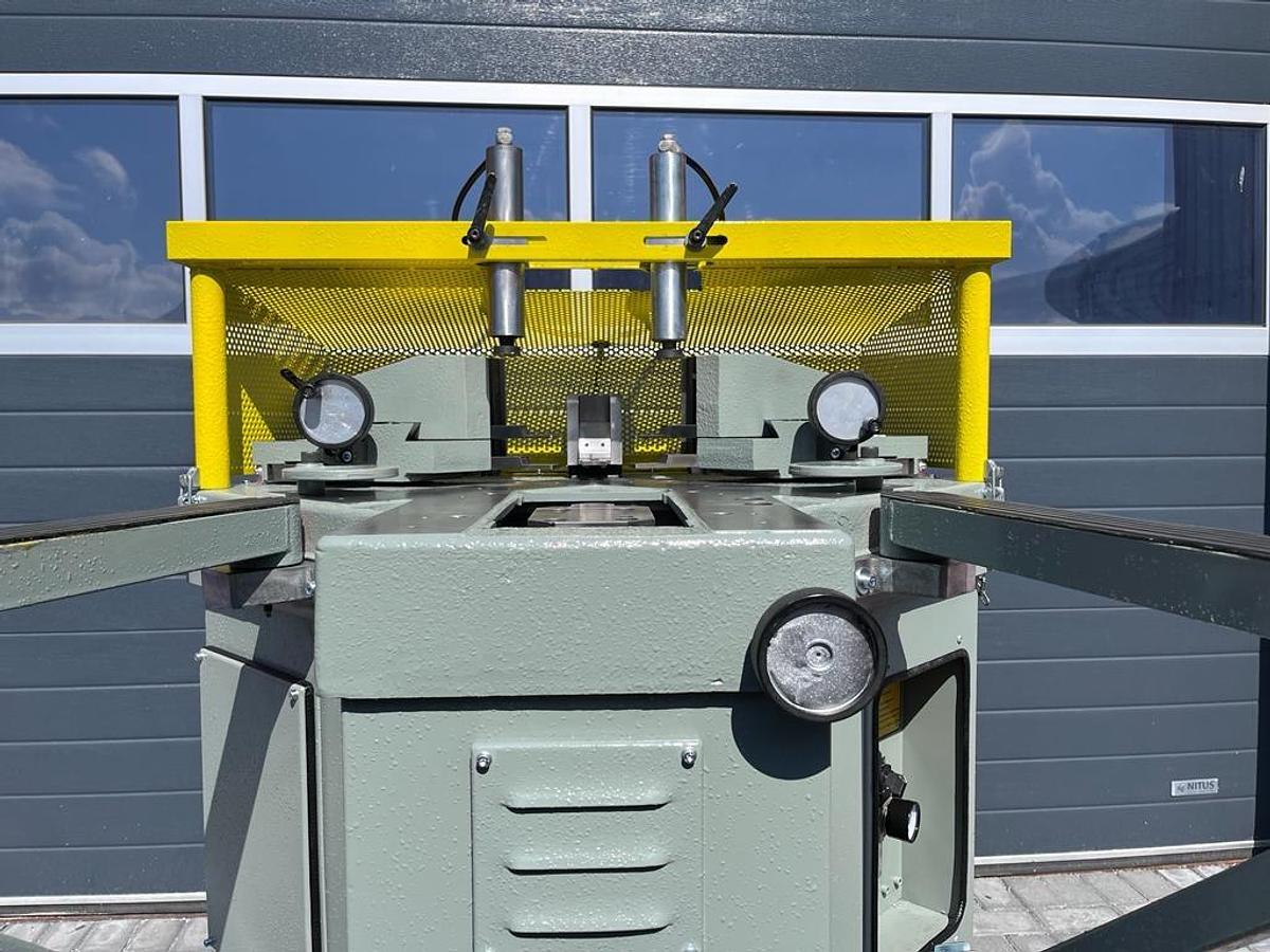 Used CORNER CRIMPING MACHINE PRESSTA EISELE 2000