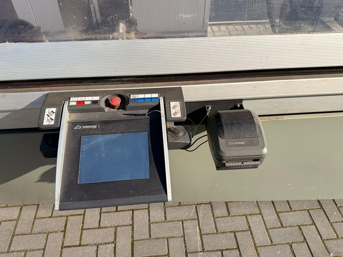 Używane PIŁA DWUGŁOWICOWA AUTOMATYCZNA EMMEGI PRECISION T2 PNEUMATICA TU/5 ROK 2012