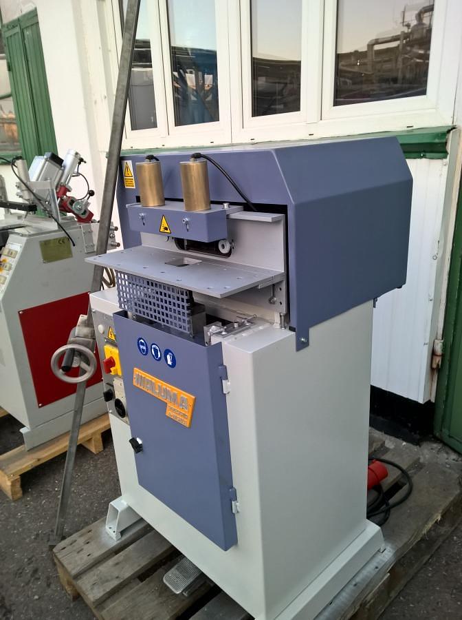 Used HANDLE AUTOMATIC ALUMA / ROTOX FB0 222 YEAR 2002