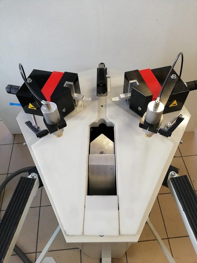 Używane ZAGNIATARKA / ZACISKARKA  WEGOMA  EV 175 ROK  2008