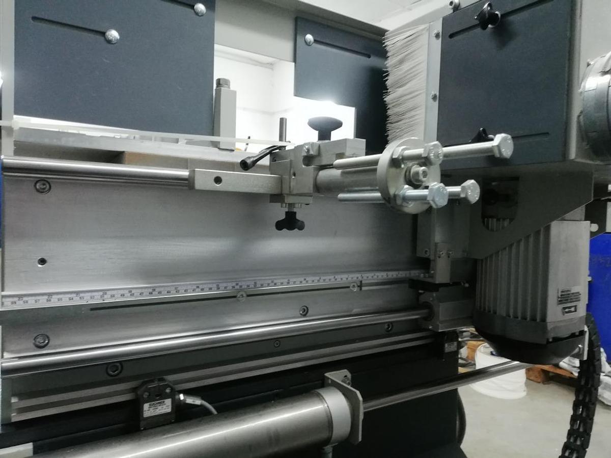Used COLUMN MILLING MACHINE ELUMATEC AF 223 / 00 YEAR 2011