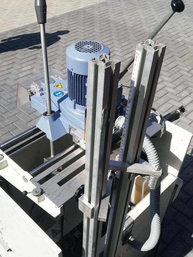 Used ROTOX MILLING AND COPYING MACHINE KF 348