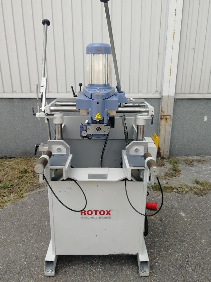 Used MILLING AND COPYING MACHINE (HANDLE) ROTOX KF 349 YEAR 2005