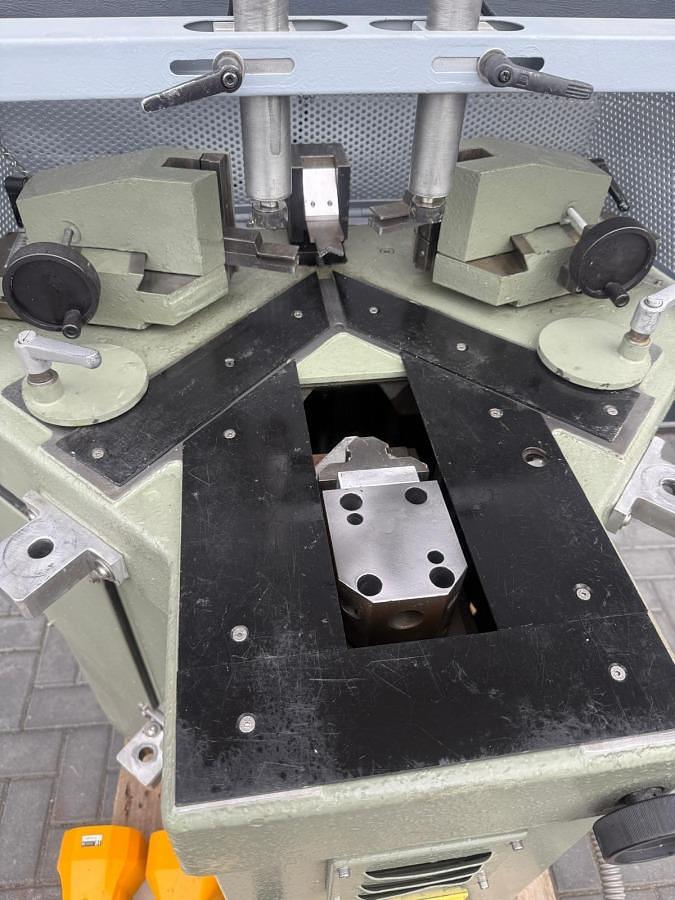 Used CRIMPING MACHINE ALUMA PRESSTA 2000