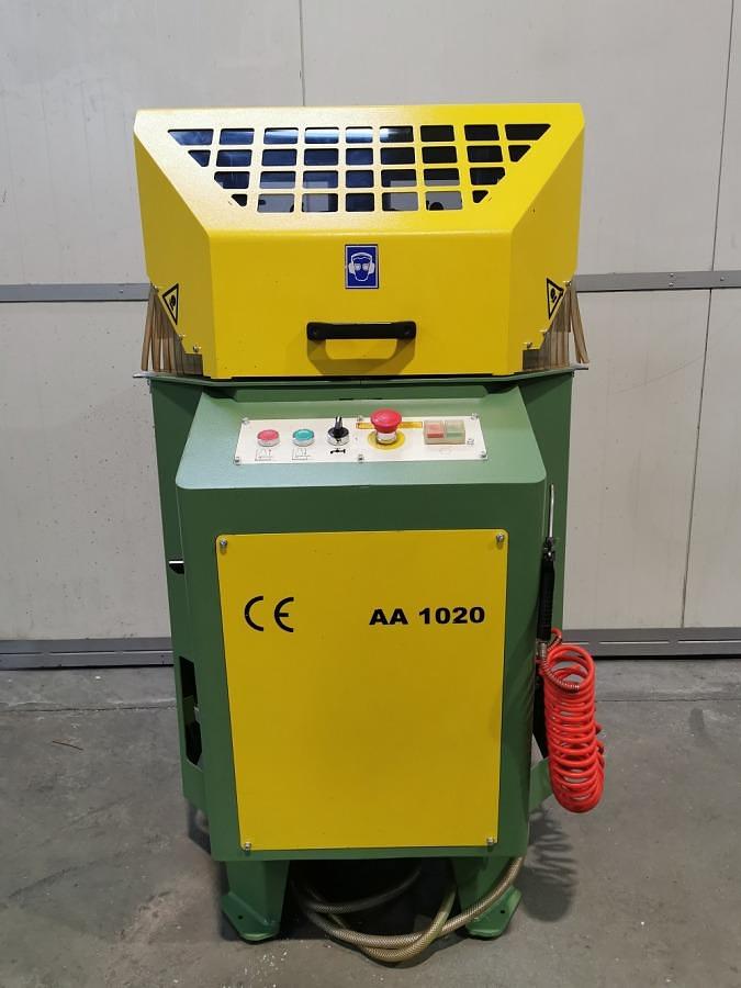 Używane PIŁA JEDNOGŁOWICOWA AUTOMATYCZNA KABAN AA 1020 ROK 2008