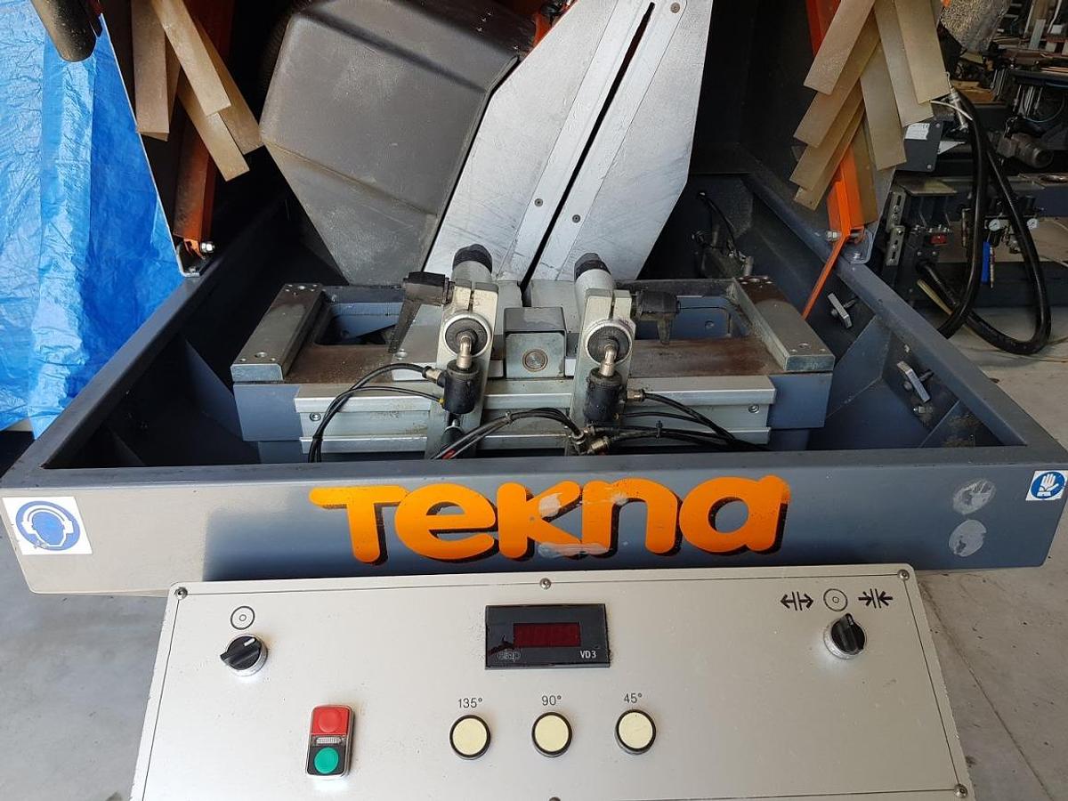 Używane PIŁA JEDNOGŁOWICOWA AUTOMATYCZNA DO ALUMINIUM TEKNA TK 133 ROK 2000