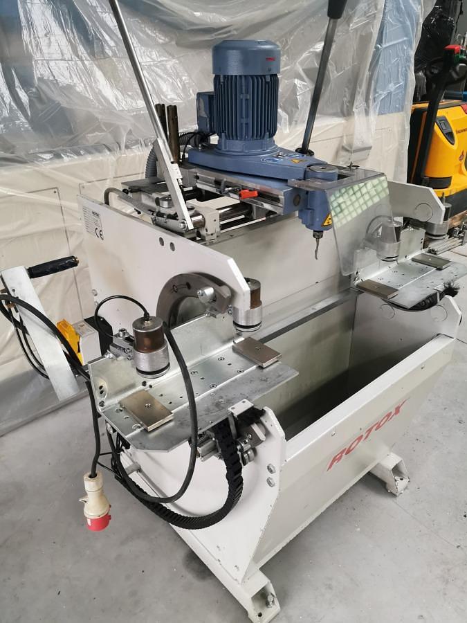 Used MILLING MACHINE ROTOX KF 347 YEAR 2008