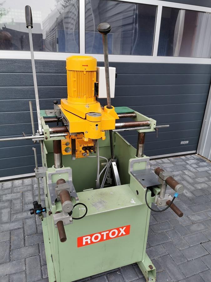 Used ROTOX KF 349 MILLING MACHINE (HANDLE)