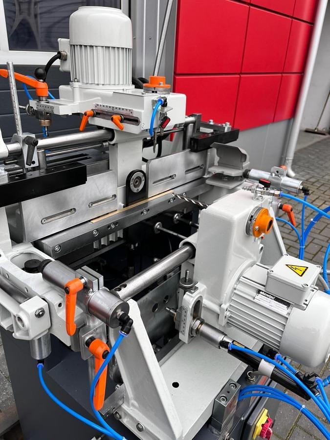 Używane FREZARKO - KOPIARKA ELUMATEC KF 78