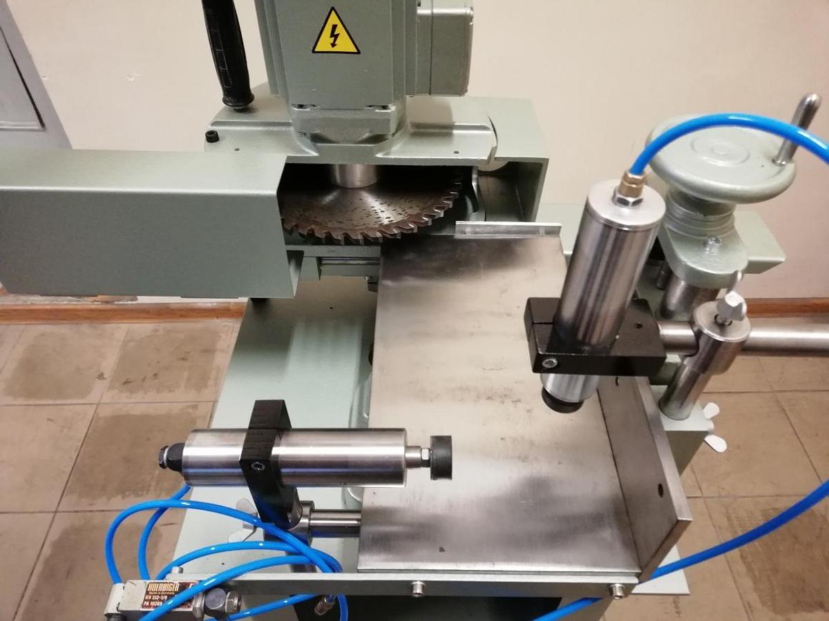 Used POLE MILLING MACHINE GRAULE AKF 4/250