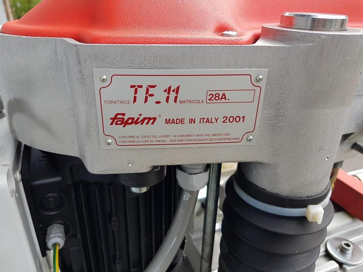 Używane WIERTARKA WIELOWRZECIONOWA DO ZAWIASÓW FAPIM TF - 11 ROK 2001
